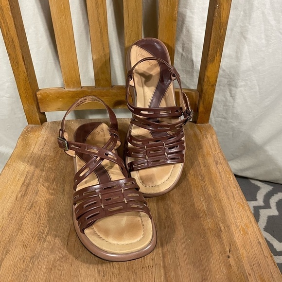 Dankso Brown Leather Sandal w/ ankle strap Size 39 - Picture 6 of 6